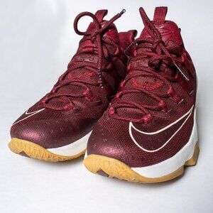 Nike | LeBron XIII